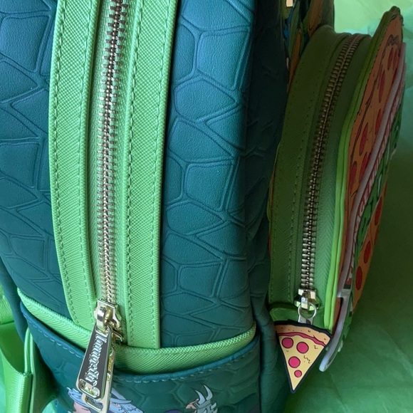 🐢🍕🐢 LOUNGEFLY TEENAGE MUTANT NINJA TURTLES BACKPACK 🍕🐢🍕 NWT 🐢🍕🐢 - Picture 15 of 16